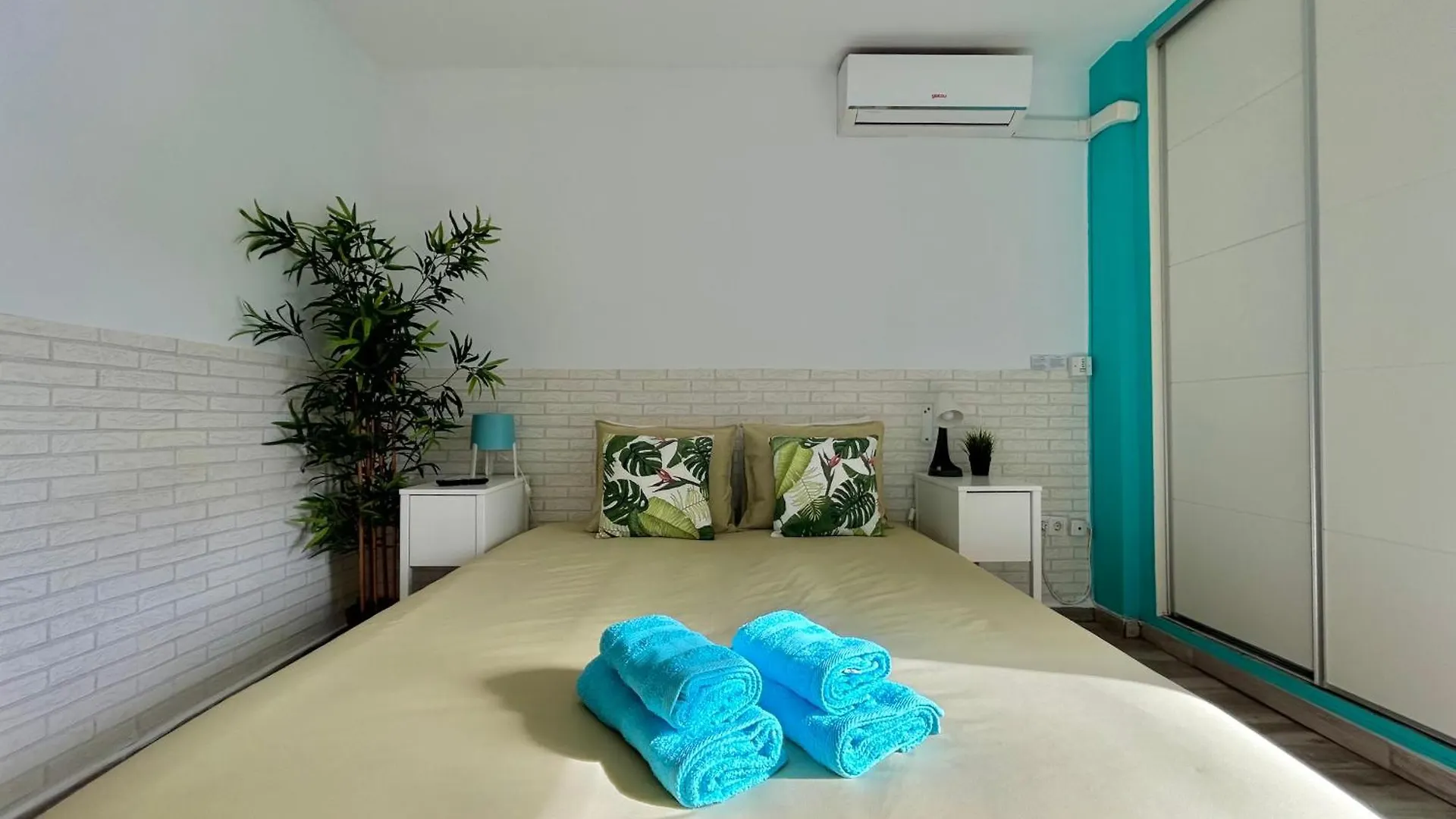 Hoja De Palma Apartment Benalmadena Spain